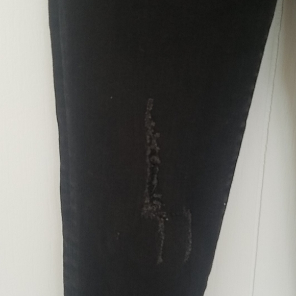 Zara Basic Z1975 Black Straight Distressed… - Picture 2 of 9